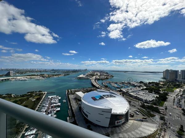MarinaBlue, 888 Biscayne Blvd #4207, Miami, Florida 33132, image 1