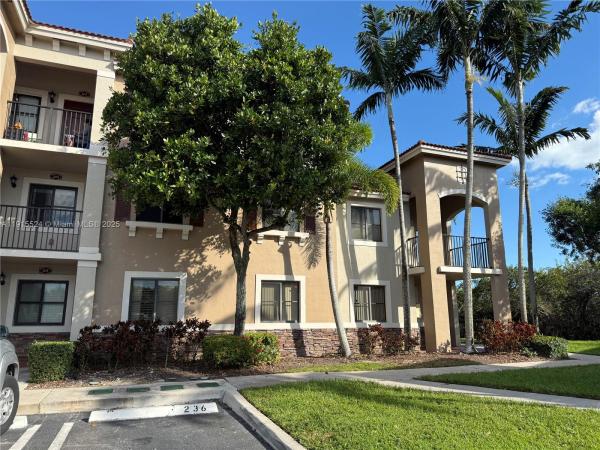 The Courts At Isles Of Bayshore, 22901 SW 88th Pl #205, Cutler Bay, Florida 33190, image 1