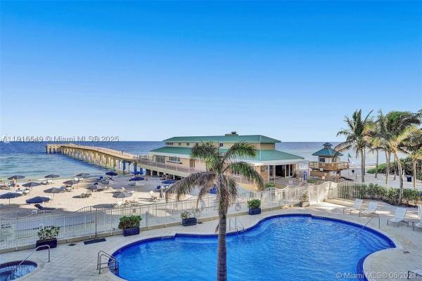 La Perla, 16699 Collins Ave #1105, Sunny Isles Beach, Florida 33160, image 2