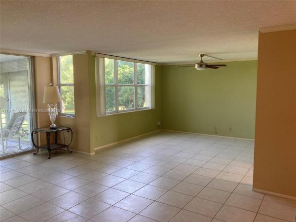 Palm-Aire Country Club 9, 805 Cypress Blvd #309, Pompano Beach, Florida 33069, image 1