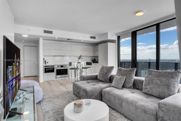 Brickell Heights West, 55 SW 9th St #4008, Miami, Florida 33130, image 1