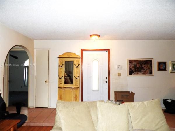 Chevy Chase, 4260 NW 107th Ave, Coral Springs, Florida 33065, image 2
