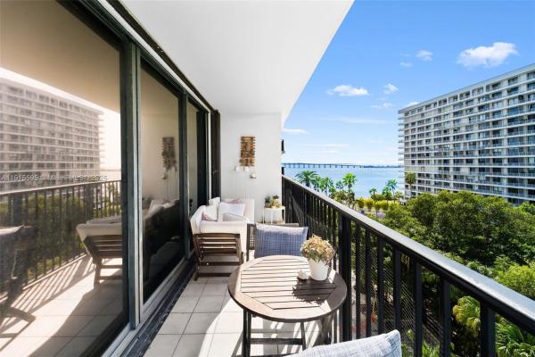 Costa Bella, 1450 Brickell Bay Dr #812, Miami, Florida 33131, image 1