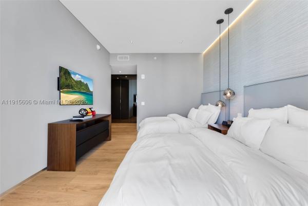 Residences By Armani Casa, 18975 Collins Ave #1002, Sunny Isles Beach, Florida 33160, image 2