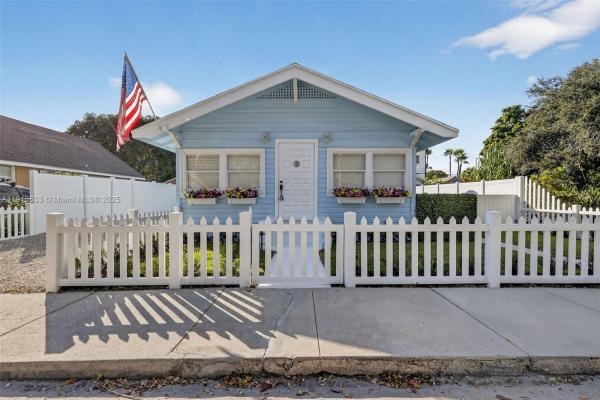 123 N Ocean Breeze #A, Lake Worth, Florida 33460, image 1