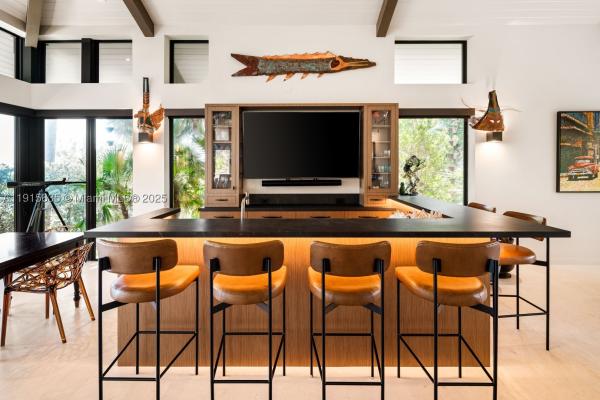 Gables By The Sea, 820 San Pedro Ave, Coral Gables, Florida 33156, image 2