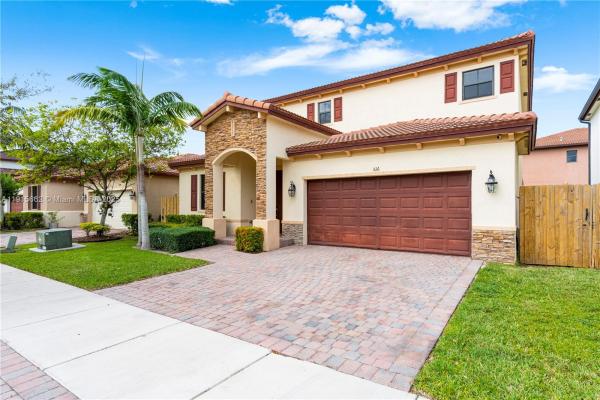 Mallorca At The Vineyards, 616 SE 37th Ter, Homestead, Florida 33033, image 3