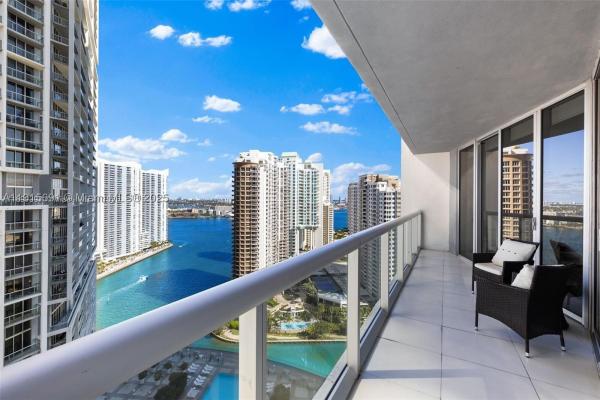 Icon Brickell Tower 2, 495 Brickell Ave #2206, Miami, Florida 33131, image 1