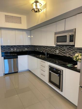 Mint At Riverfront, 92 SW 3rd St #3309, Miami, Florida 33130, image 1