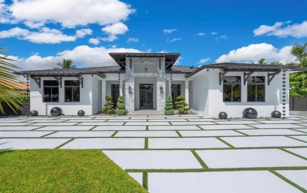 250 NW 129th Ave, Miami, Florida 33182, image 1