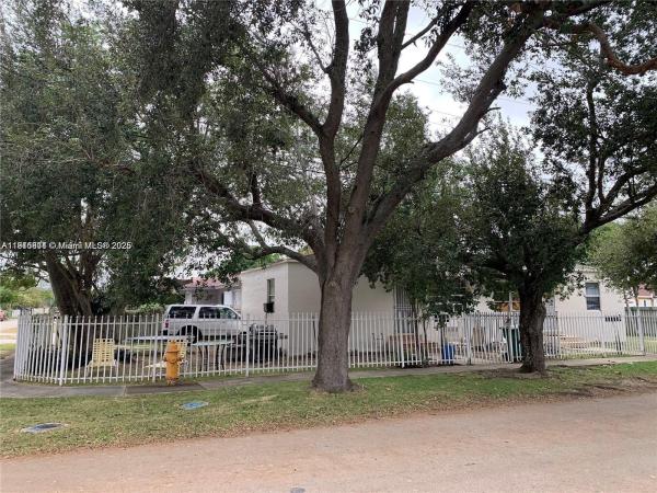 Bellcamp Manor, 401 NW 81st St, West Little River, Florida 33150, image 2