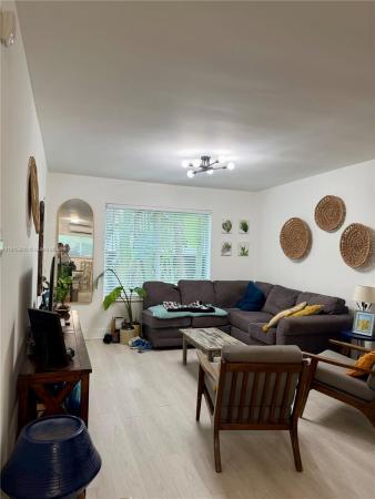 Isle Of Normandy Ocean Side & Trouville, 1198 Marseille Dr 1 #4, Miami Beach, Florida 33141, image 1