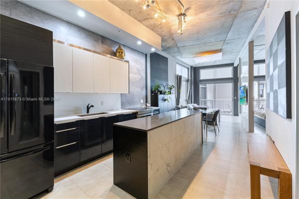 The Meridian, 2001 Meridian Ave #515, Miami Beach, Florida 33139, image 1