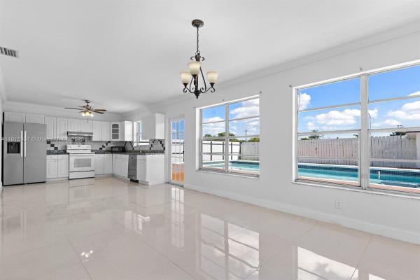 Miramar Tropical, 2601 Acapulco Dr, Miramar, Florida 33023, image 3