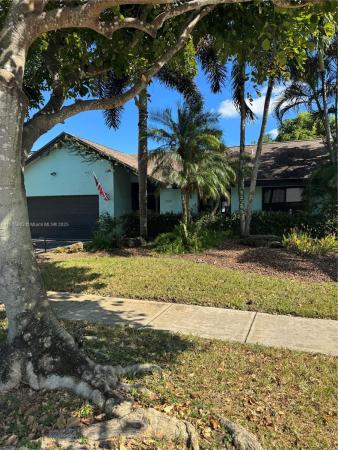 Woodbridge At Pembroke Lakes, 2321 NW 102nd Way, Pembroke Pines, Florida 33026, image 1