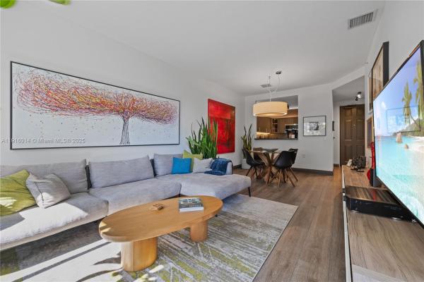 Milana, 652 NE 63rd St #403, Miami, Florida 33138, image 3