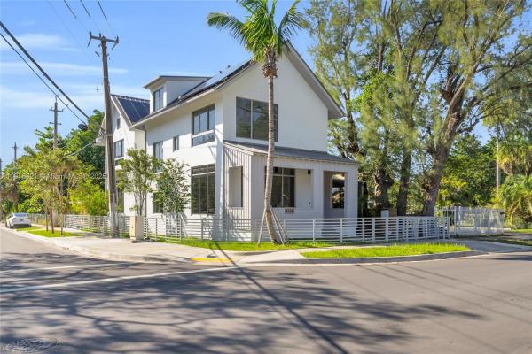 Frow Homestead, 3604 Day Ave, Miami, Florida 33133, image 1