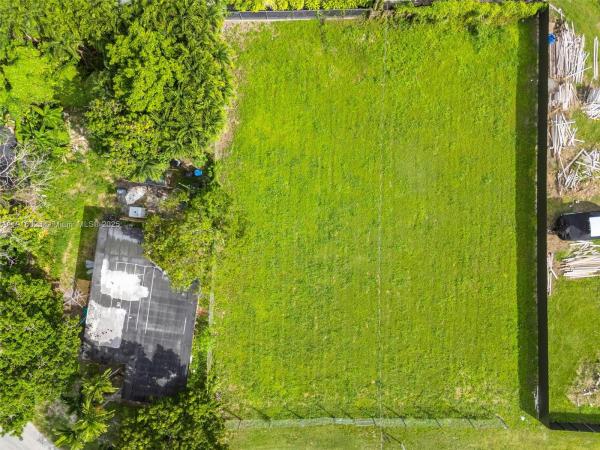 Silver Palm Park, 231xx 0827, Goulds, Florida 33170, image 2