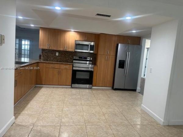 Miramar No HOA, 6861 SW 28th St, Miramar, Florida 33023, image 1