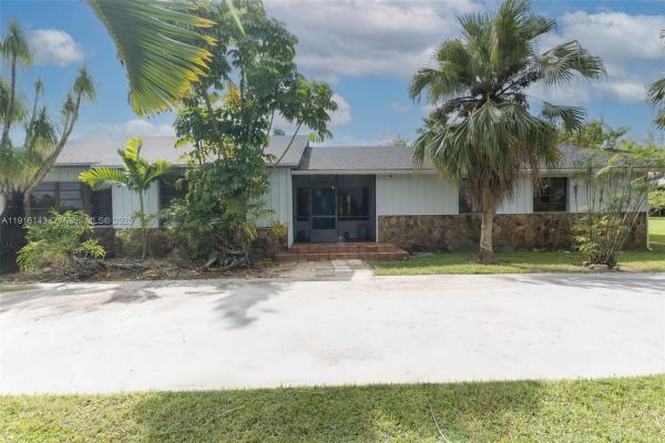 Redland No HOA, 21820 SW 254th St, Redland, Florida 33031, image 3