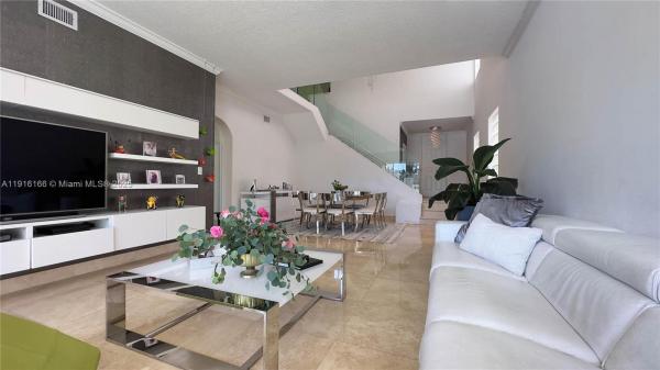 Aventura Lakes, 3024 NE 210th St, Aventura, Florida 33180, image 1