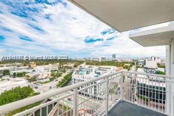 West Bay Plaza, 1688 West Ave #PH-07, Miami Beach, Florida 33139, image 1