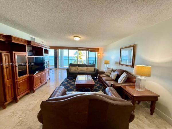 Sands Pointe, 16711 Collins Ave #410, Sunny Isles Beach, Florida 33160, image 2