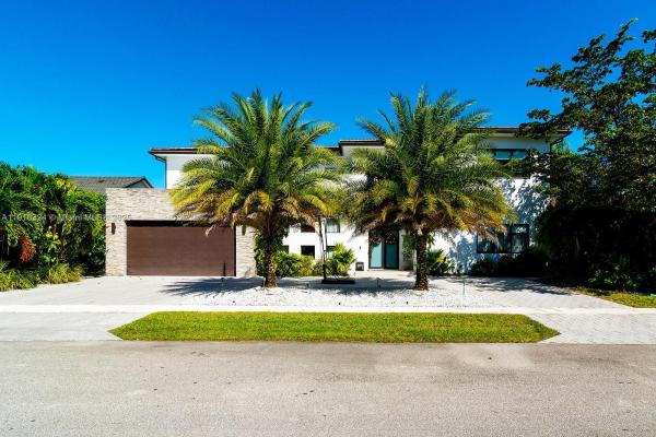 Jacaranda Cay, 10151 SW 3rd St, Plantation, Florida 33324, image 1