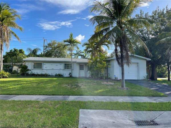 Whispering Pines Estates, 19700 Whispering Pines Rd, Cutler Bay, Florida 33157, image 1