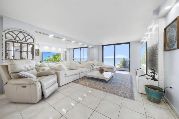 Le Trianon, 6061 Collins Ave #5F, Miami Beach, Florida 33140, image 1