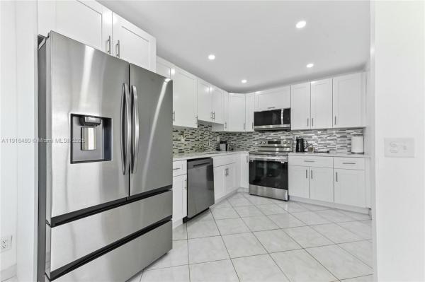 Burgundy At Kings Point, 528 Burgundy K #K, Delray Beach, Florida 33484, image 1