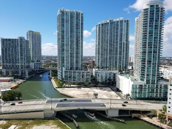 Brickell On The River North Tower, 31 SE 5th St #2205, Miami, Florida 33131, image 1