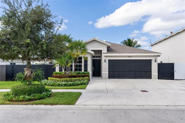 Missy Estates, 23062 SW 116th Ct, Richmond Heights, Florida 33170, image 3