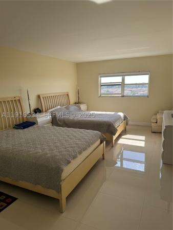 Canongate, 800 NE 195th St #714, Ives Estates, Florida 33179, image 2
