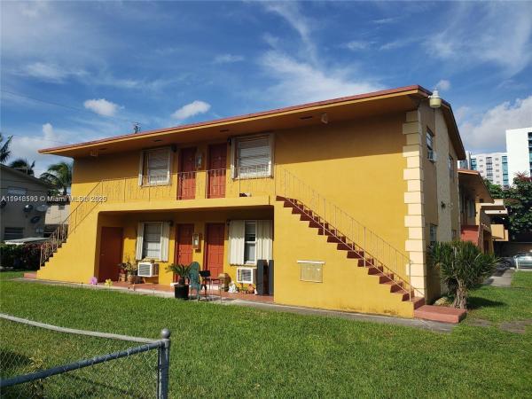 Sweetwater Groves, Sweetwater, Florida 33174, image 2