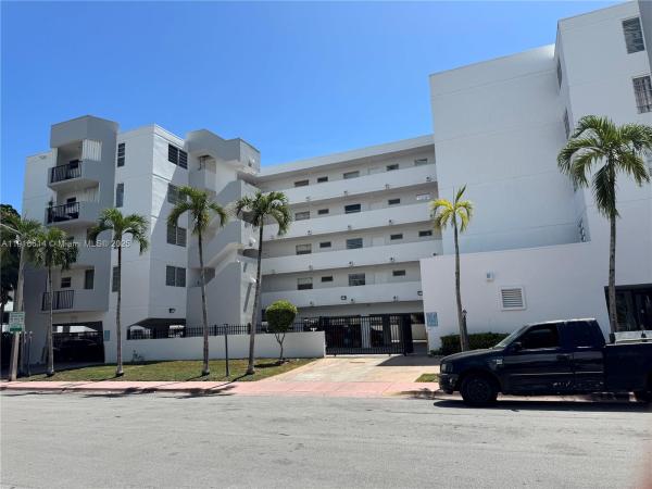 Byron Park, 7921 Byron Ave #506, Miami Beach, Florida 33141, image 1