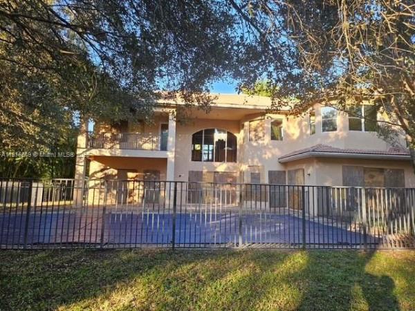 Canyon Isles, 8757 Baystone Cv, Boynton Beach, Florida 33473, image 2