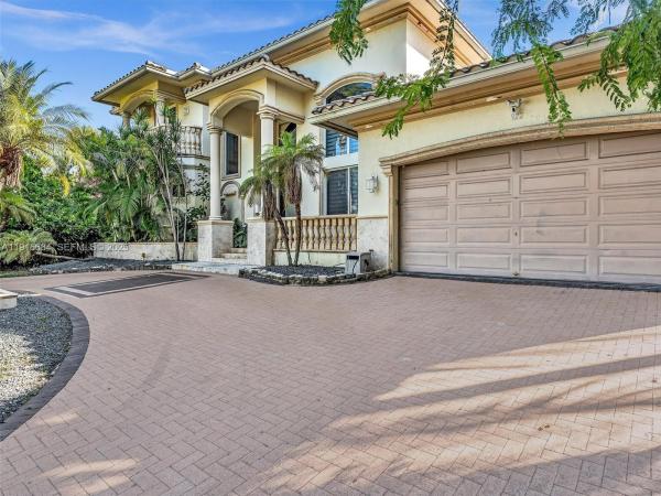Hollywood Golf Estates, 922 Washington St, Hollywood, Florida 33019, image 3