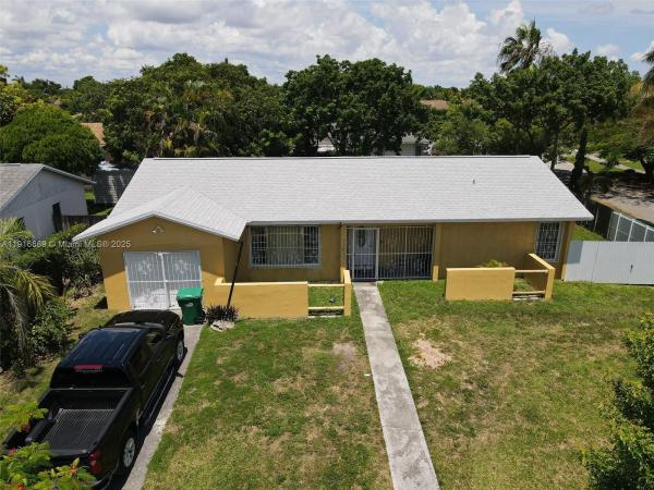Pine Lake, 11011 SW 162nd Ter, Palmetto Estates, Florida 33157, image 3