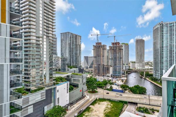 Brickell On The River South Tower, 41 SE 5th St #1212, Miami, Florida 33131, image 2