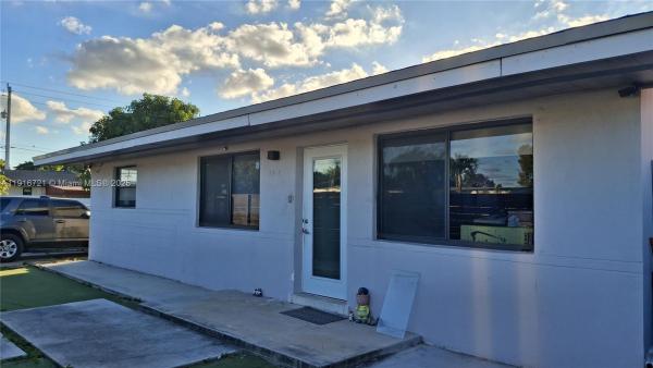 3510 NW 33rd Ave, Miami, Florida 33142, image 1