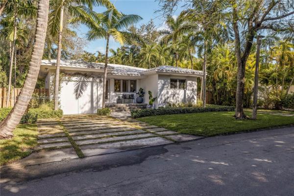 Washington Place, 811 NE 71st St, Miami, Florida 33138, image 2