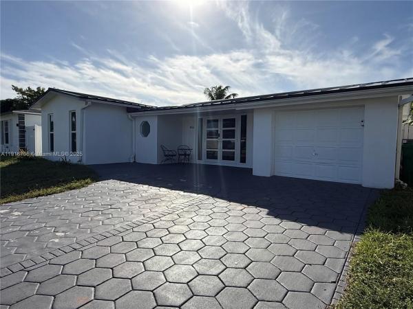 The Knolls, 8636 Beekman Dr #8636, Miramar, Florida 33025, image 1