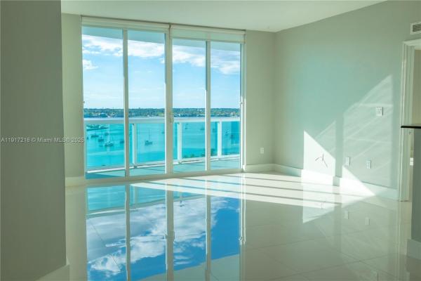 360, 7900 Harbor Island Dr #920, North Bay Village, Florida 33141, image 1