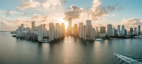 Baccarat Residences, 99 SE 5th St #UPH7201, Miami, Florida 33131, image 1