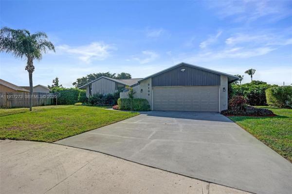 Tropic Palms, 3108 Phoebe Ln, Delray Beach, Florida 33444, image 1