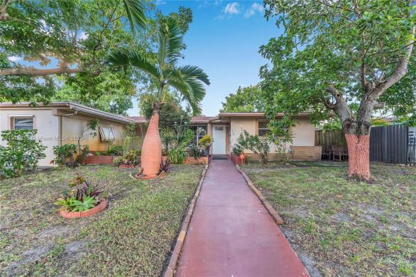 Melrose Park, 550 SW 38th Ter #, Fort Lauderdale, Florida 33312, image 1