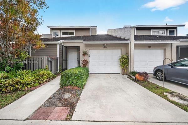 616 Woodgate Ln #D, Sunrise, Florida 33326, image 1