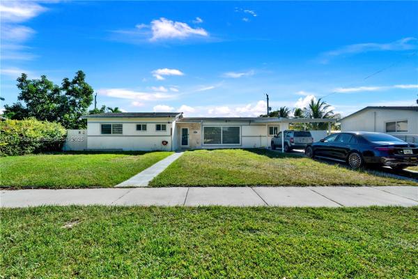 Cutler Ridge, 10100 Nicaragua Dr, Cutler Bay, Florida 33189, image 1