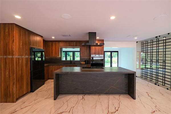 Pinecrest Manor, 3711 Battersea Rd, Miami, Florida 33133, image 1